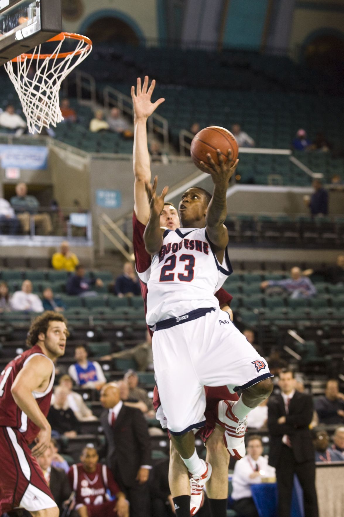A10 Basketball Tourney